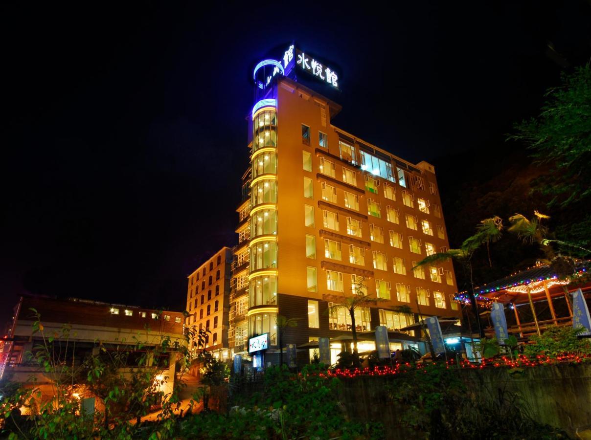 Crystal Hotel Женай Екстер'єр фото